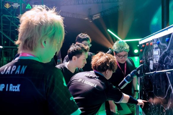 坛的竞争日 坛的竞争日